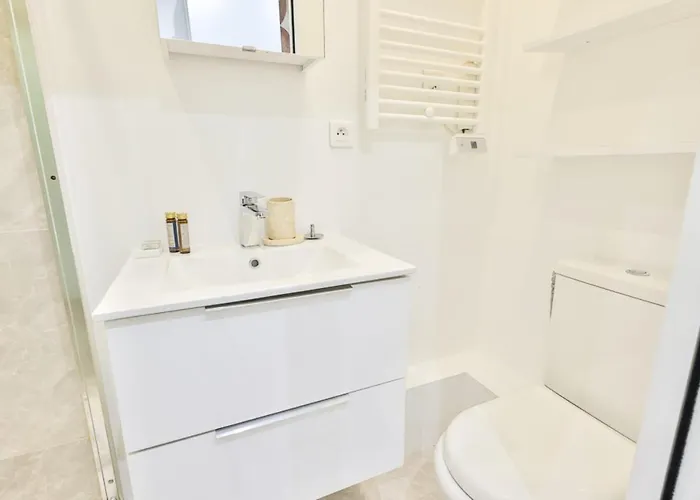 Apartment Charming - 2p - Eiffel Tower *