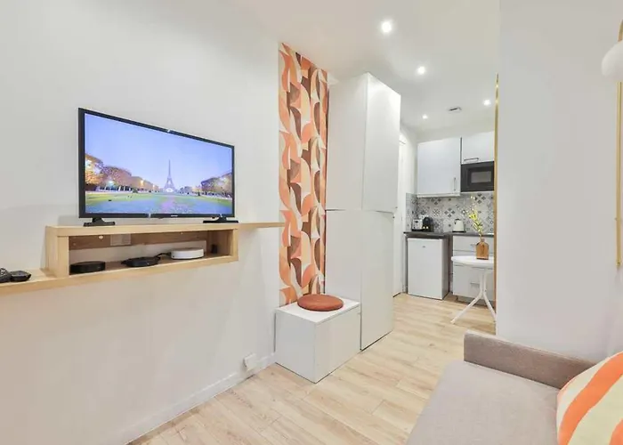 Charming - 2p - Eiffel Tower Apartment *